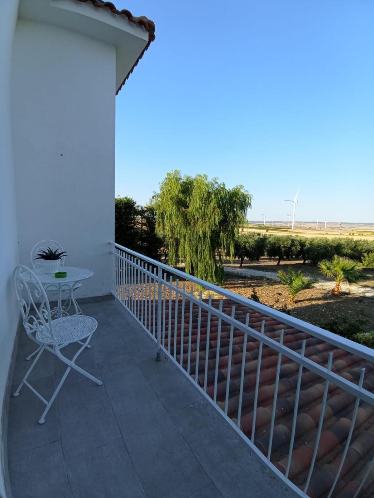Tenuta Viale Degli Ulivi San Martino in Pensilis Bagian luar foto
